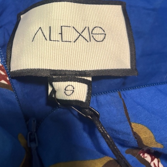 NWT Alexis Joyette Halter Blue and Brown Floral Maxi Dress - Picture 5 of 10